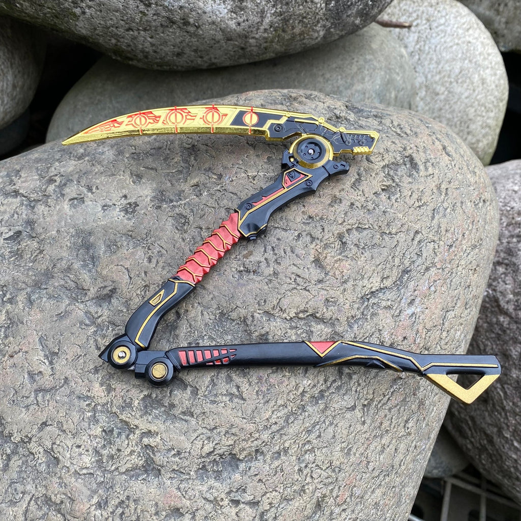 Apex Legends Undead Heirloom Death Grip – Metal Display Collectible
