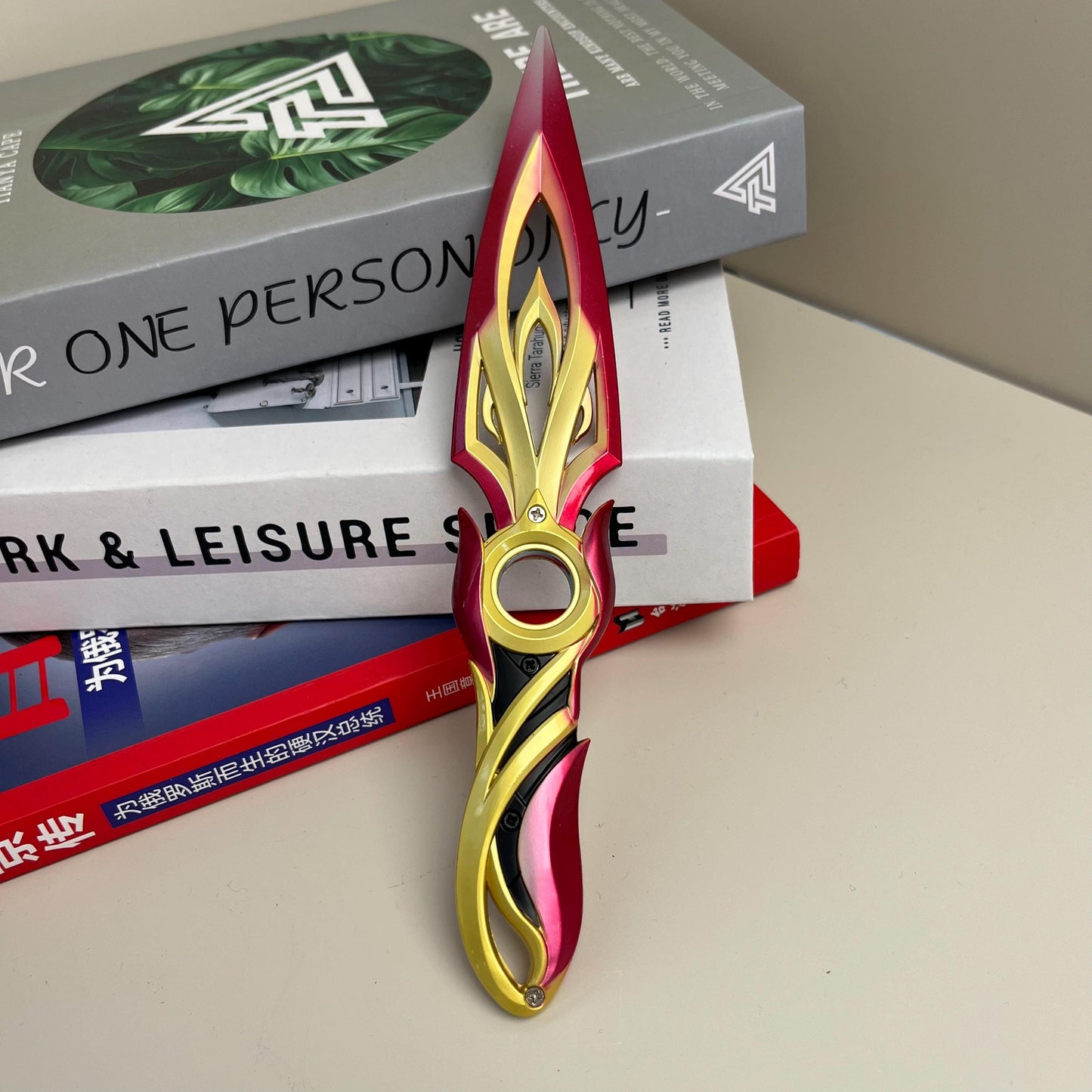Valorant Mystbloom Kunai, kunai knife, Metal Weapons Model, Rotate Trainer Knife, Cosplay Prop, Game Peripheral, Weapons Replica, Desk Toys