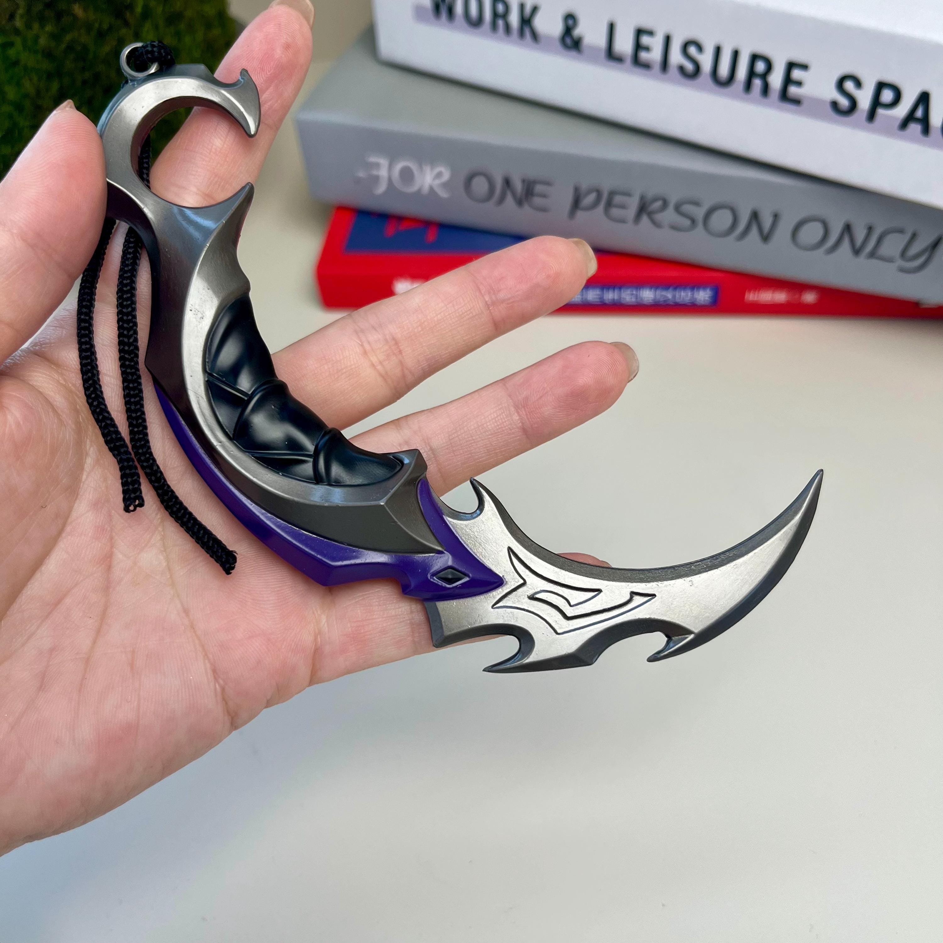 Valorant Reaver Karambit Knife Set – Metal Display Collectible
