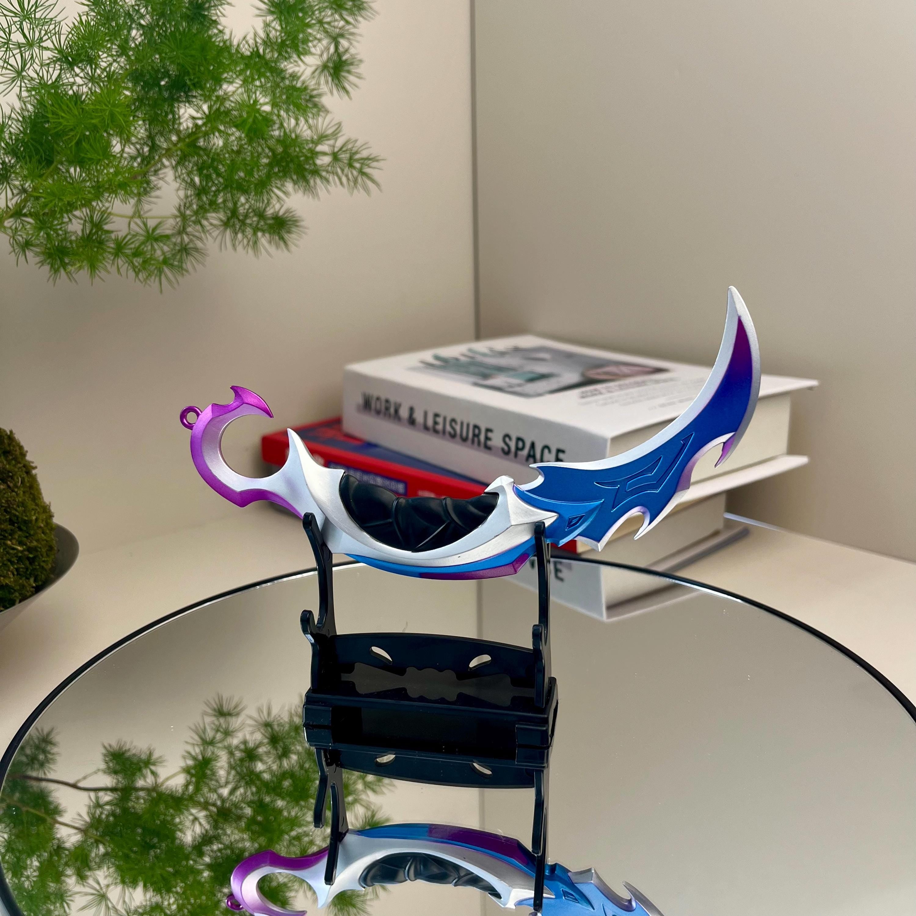 Valorant Raider Claw Knife – Rotating Blunt Blade Trainer, Game Replica Collectible