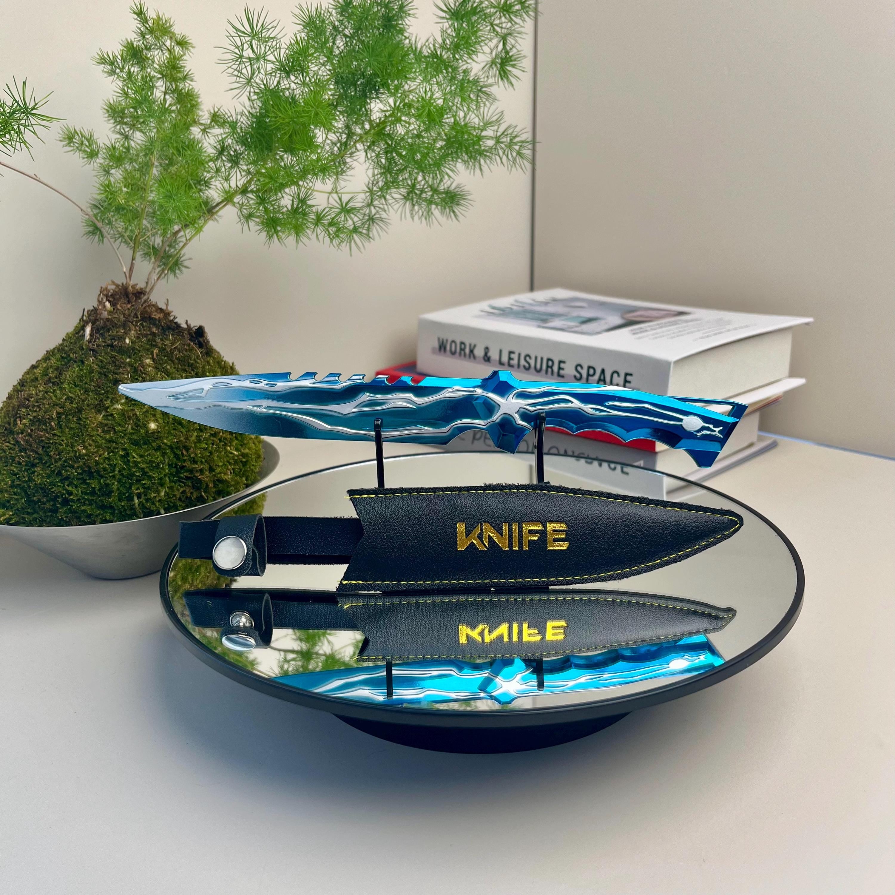 Valorant Smite Dagger with Sheath - All-Metal Dagger, Collector's Item