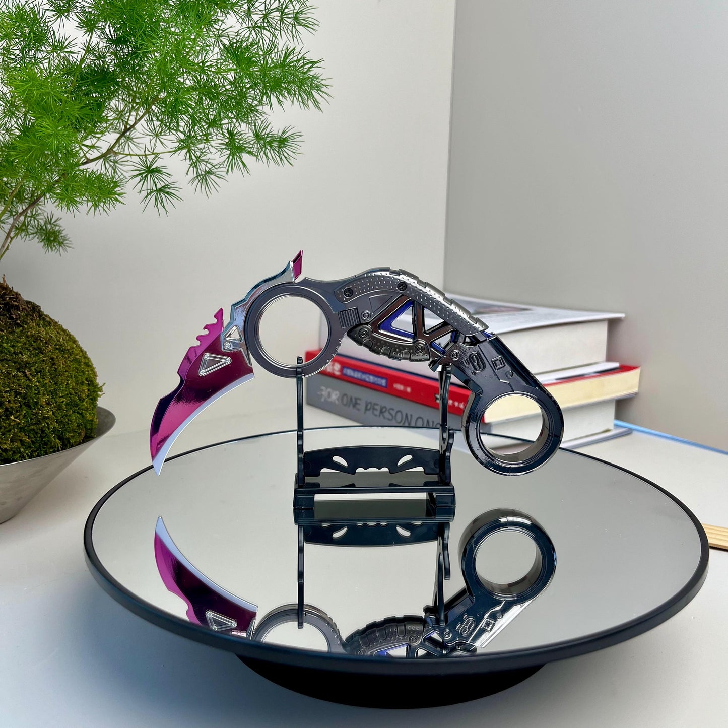 Apex Legends Raptor's Claw, General Heirloom Weapon, Apex Streaming, Apex Karambit Knife, Desktop Weapon, Metal Model, Gifts Toys for Boys