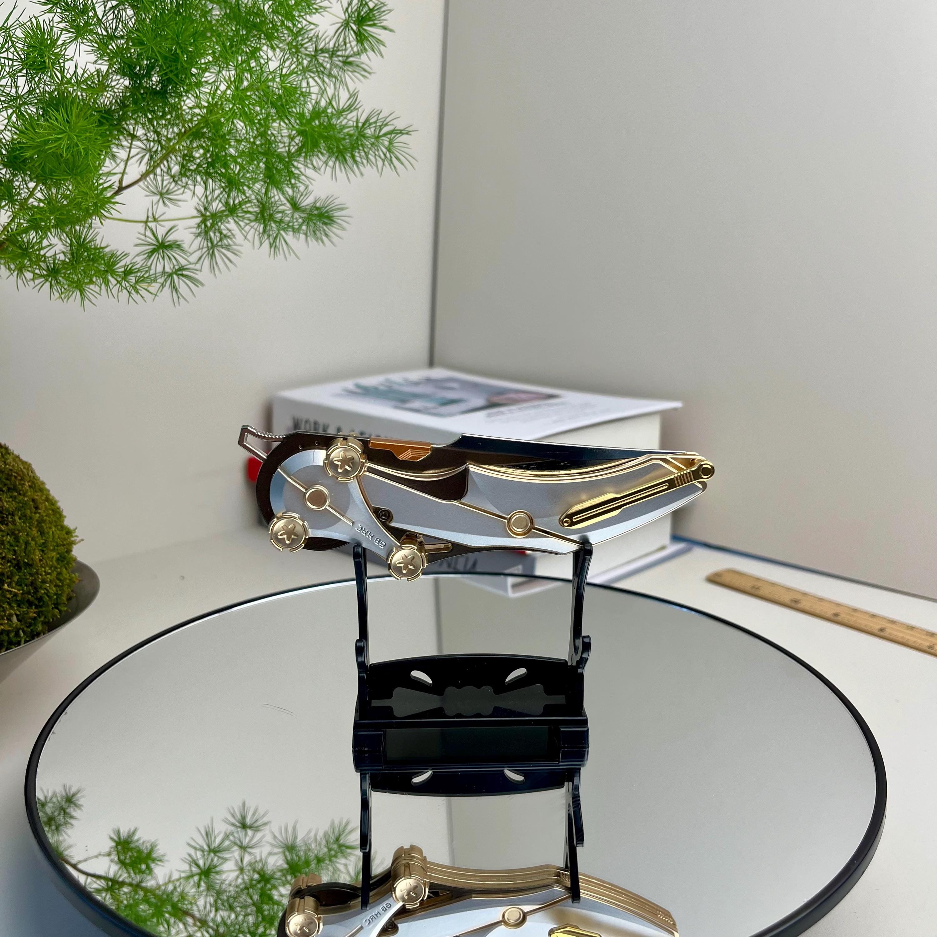 Delta Force Mercy Knife – Metal Folding Replica Collectible Gift