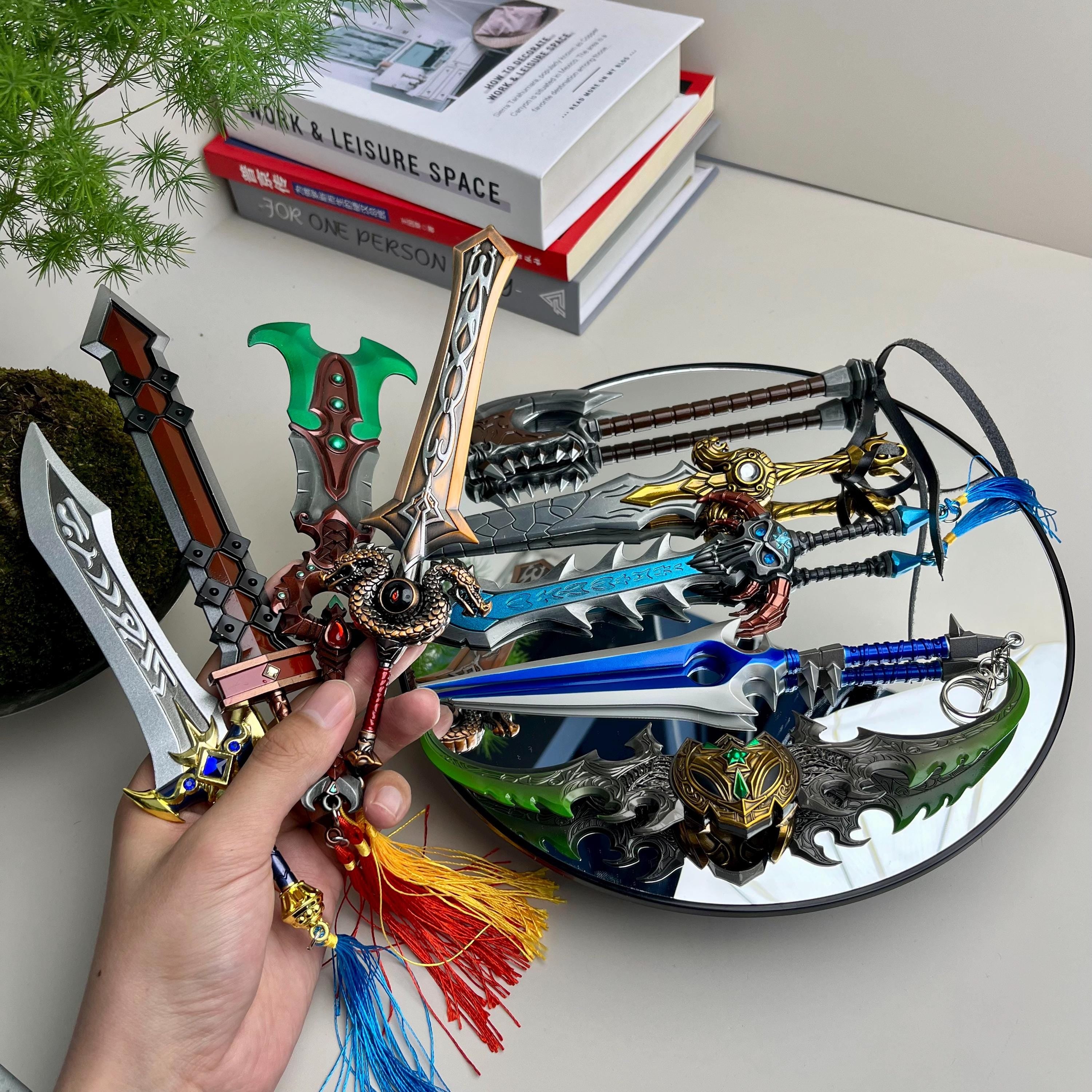 World of Warcraft Set – Frostmourne, Thunderfury, Warglaives of Azzinoth, Metal Display Model Collectibles