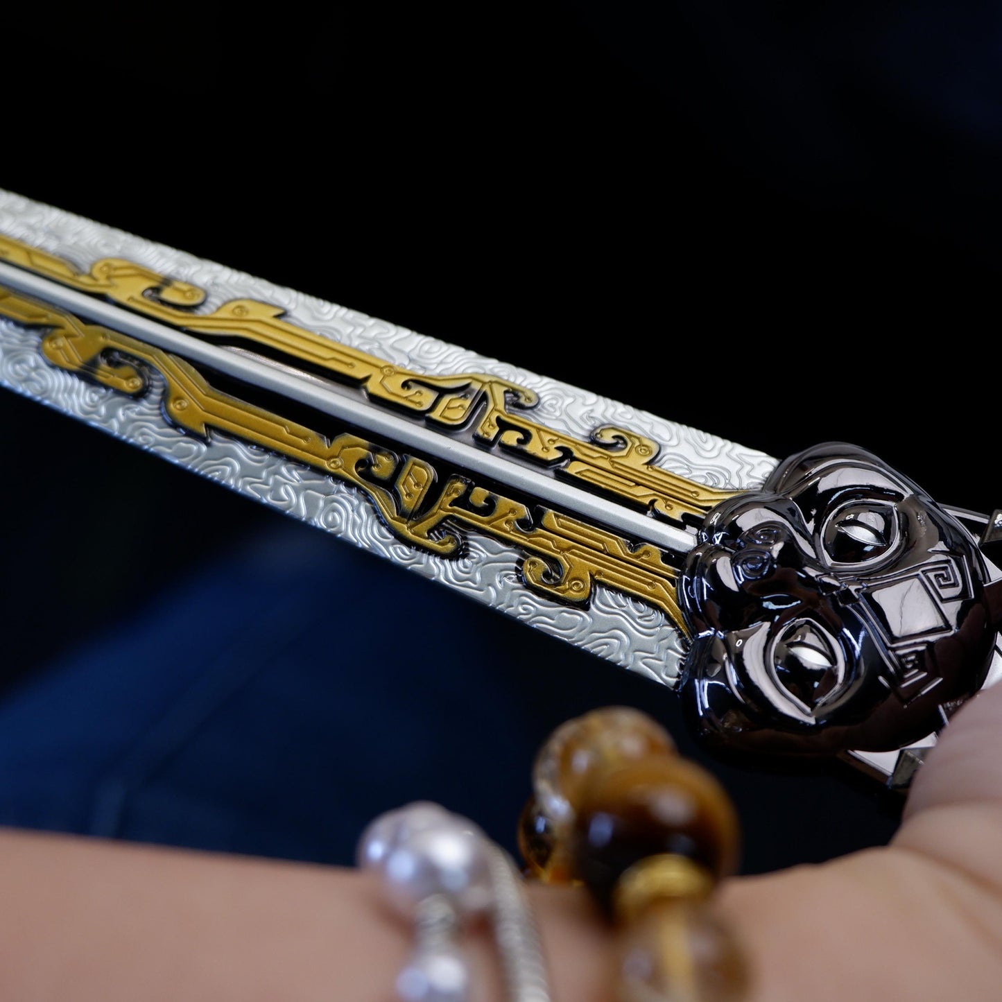 Delta Peripheral Hacking Claw Ink Cloud Figure Data Flying Knife Metal Model Cosplay Melee Weapon Desktop Ornament Game Collection Gift Toys