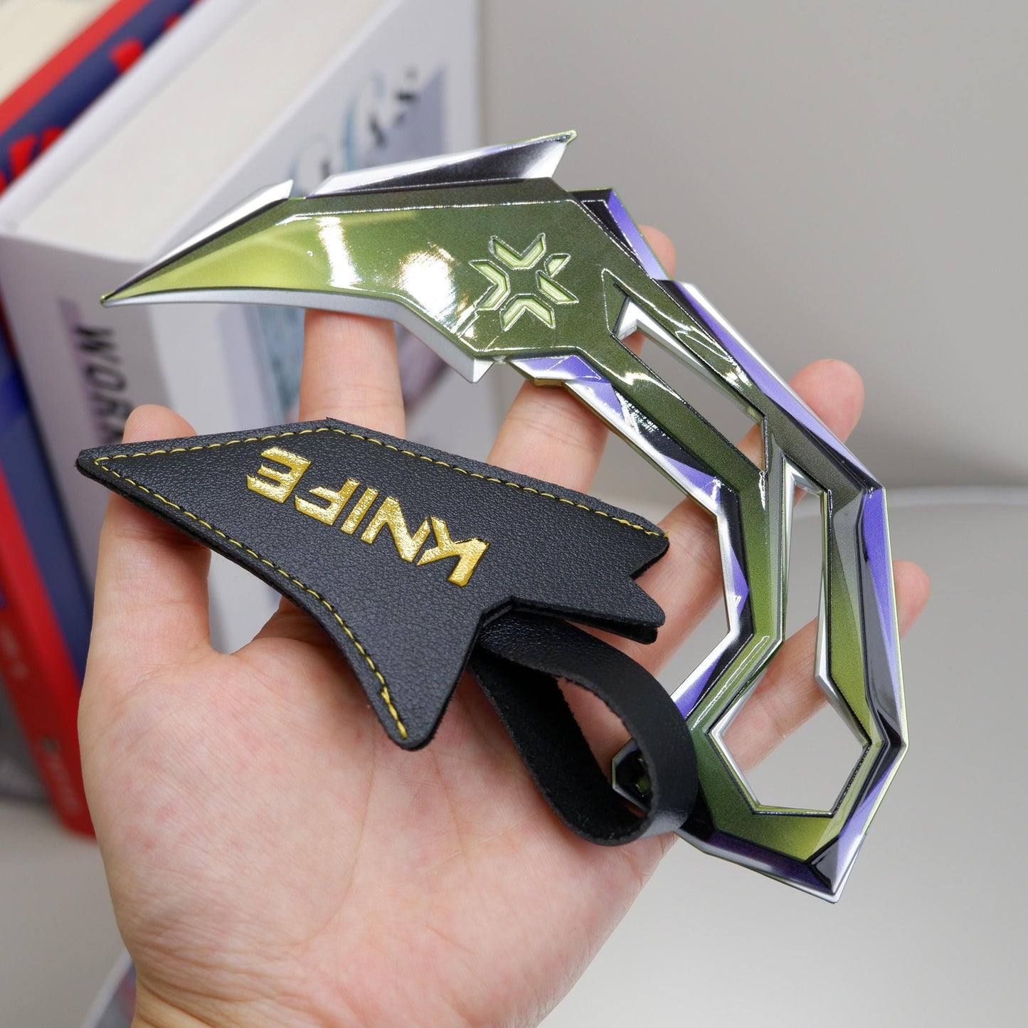 Valorant Melee Weapon Game Peripheral VCT Claw Knife Model Rotatable Coach Metal Knife Cosplay Prop Desktop Decoration Collections Gifts Toy