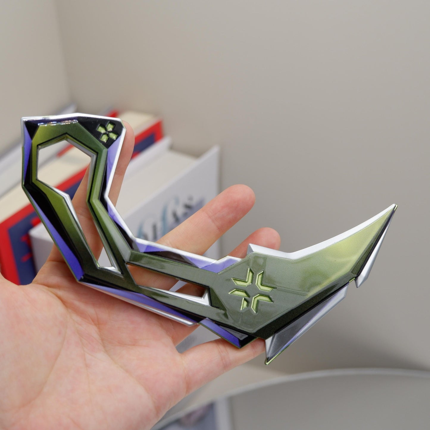 Valorant Melee Weapon Game Peripheral VCT Claw Knife Model Rotatable Coach Metal Knife Cosplay Prop Desktop Decoration Collections Gifts Toy